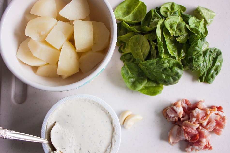 Mashed potatoes with bacon and spinach